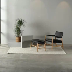 Bremen lounge fåtölj ek/ läder svart