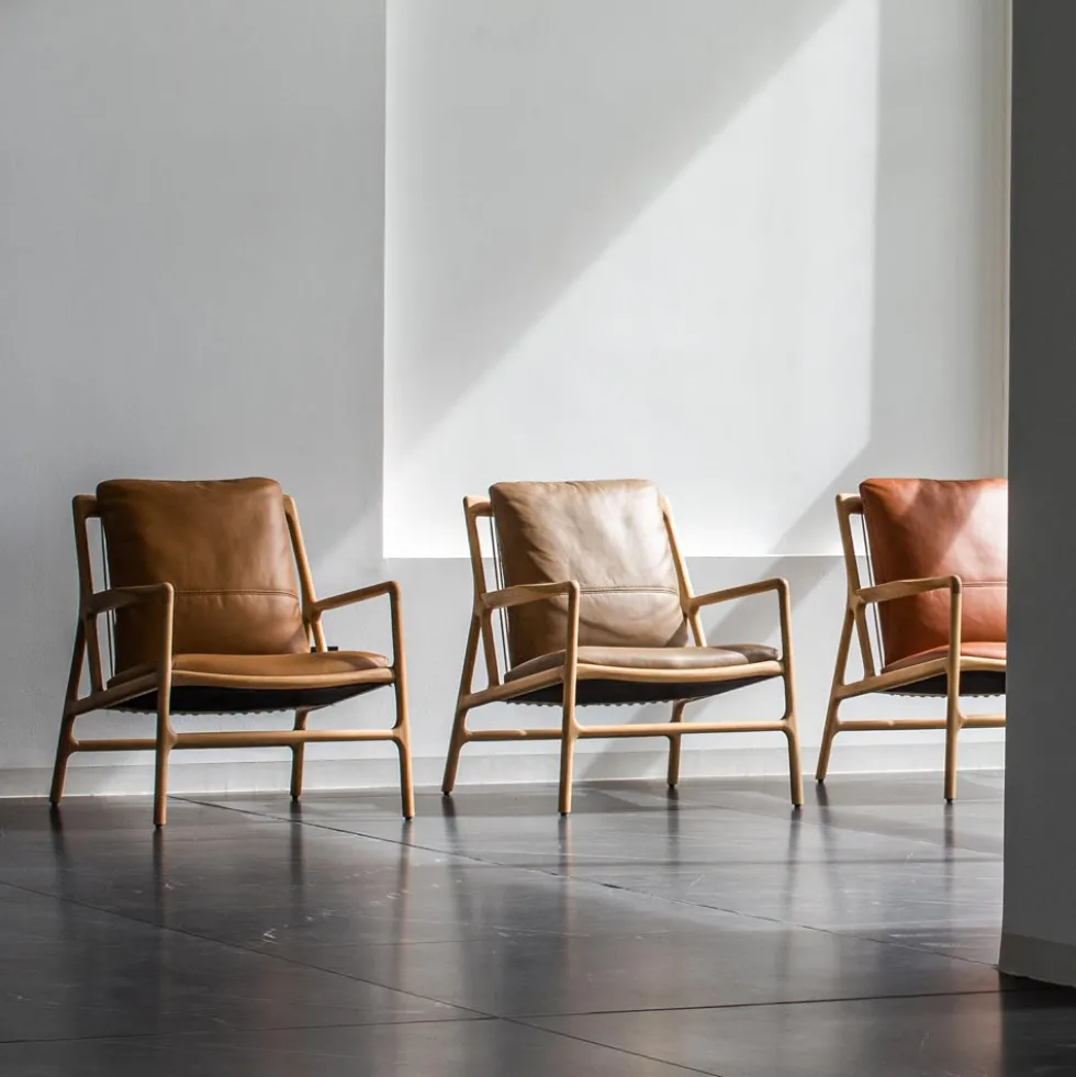 Dedo Easy Chair – läder dakar nature/ vitoljad ek