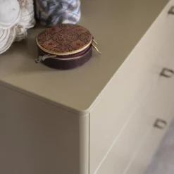 Deus byrå 3 lådor