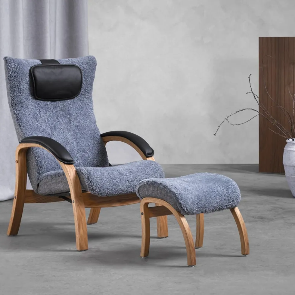 Easy fåtölj inkl. pall – fårskinn graphite/ ek