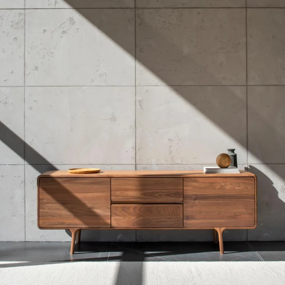 Fawn sideboard – oljad valnöt