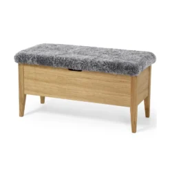 Klinte bänk 90 ek/ äkta fårskinn