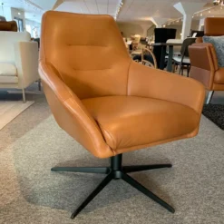 Neapel fåtölj – läder semi light cognac