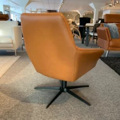 Neapel fåtölj – läder semi light cognac