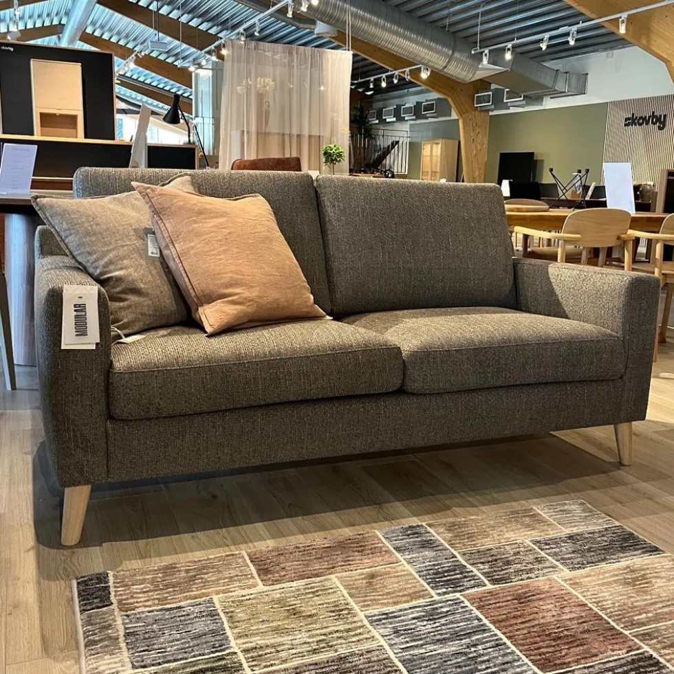 Nordic Plus 2,5-sits soffa – tyg dolomite driftwood