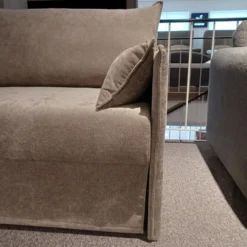 Olympia bäddsoffa längsbäddad – tyg capri sand
