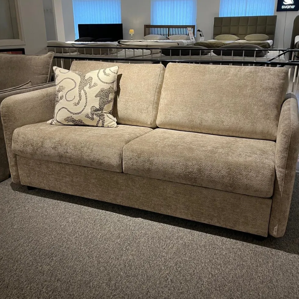 Scandic bäddsoffa framåtbäddad – tyg rhapsody 05 beige