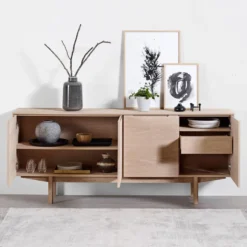 SM306 skänk oljad ek