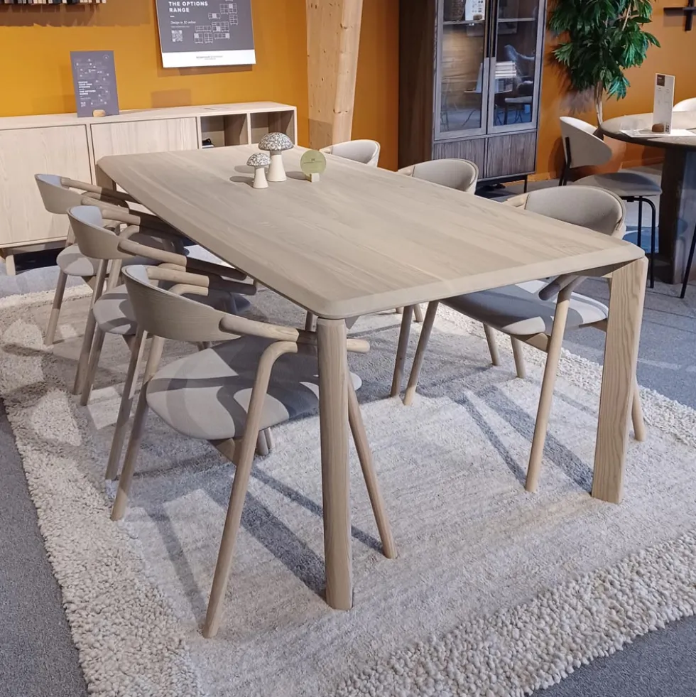 Veifa stol Driplet matbord